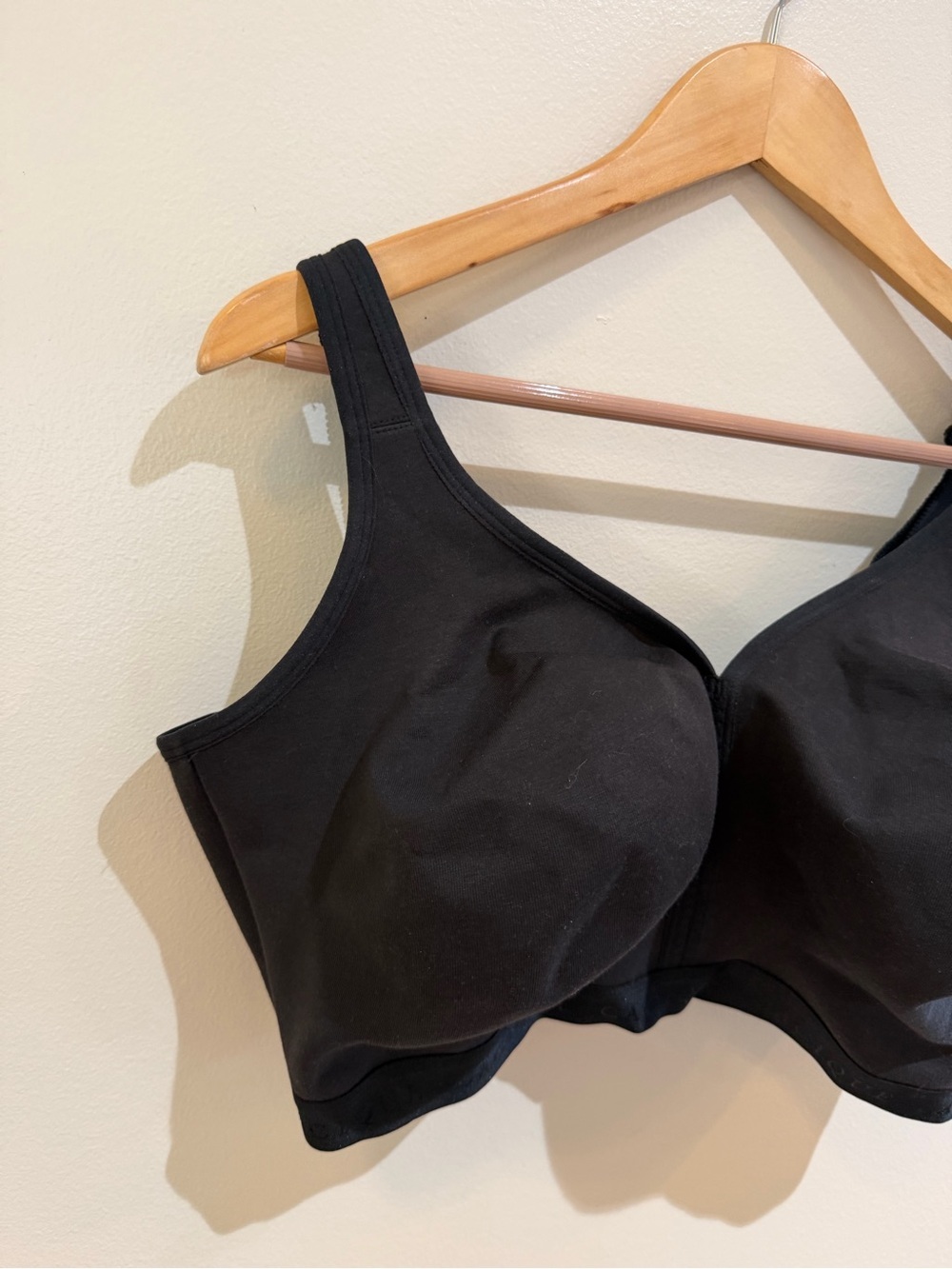 NWT Cacique Black Wireless Full Coverage Comfort Bra Size 44H - Picture 3 of 7
